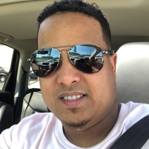 Meet your Posher, Ramon